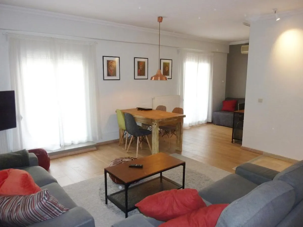 شقة Modern Style Apartment,Central Thessaloniki, 100Qm اليونان