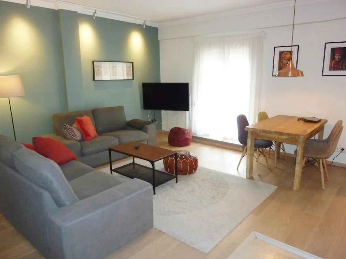 Modern Style Apartment,Central Thessaloniki, 100Qm سالونيك